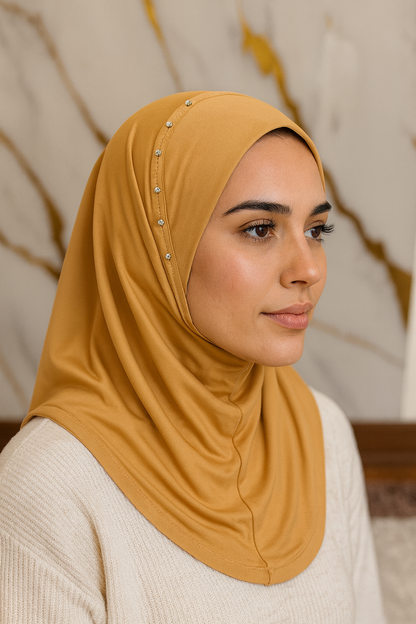 💛 Hijab con Cristalli – Comodo e Raffinato