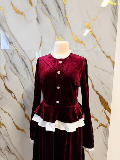 Completo Donna 2 Pezzi in Velluto Elegante – Bordeaux Classico