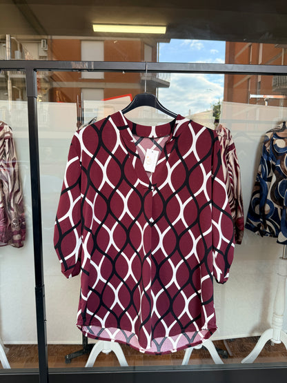 Damenbluse mit Muster