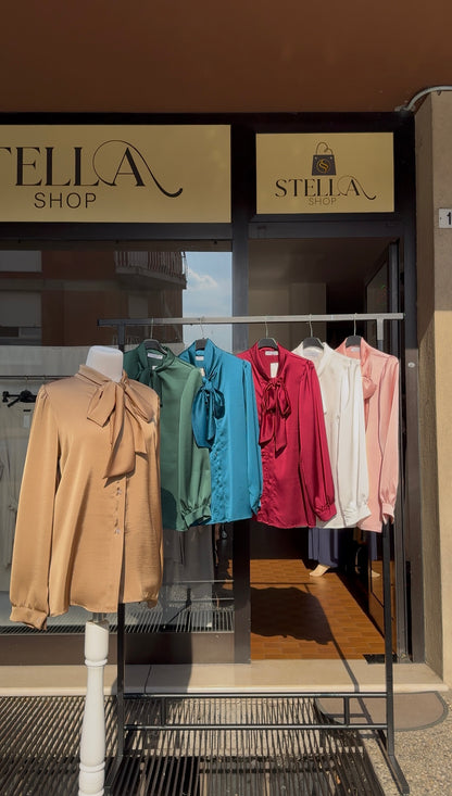 Blusa Satinata con Fiocco Elegante