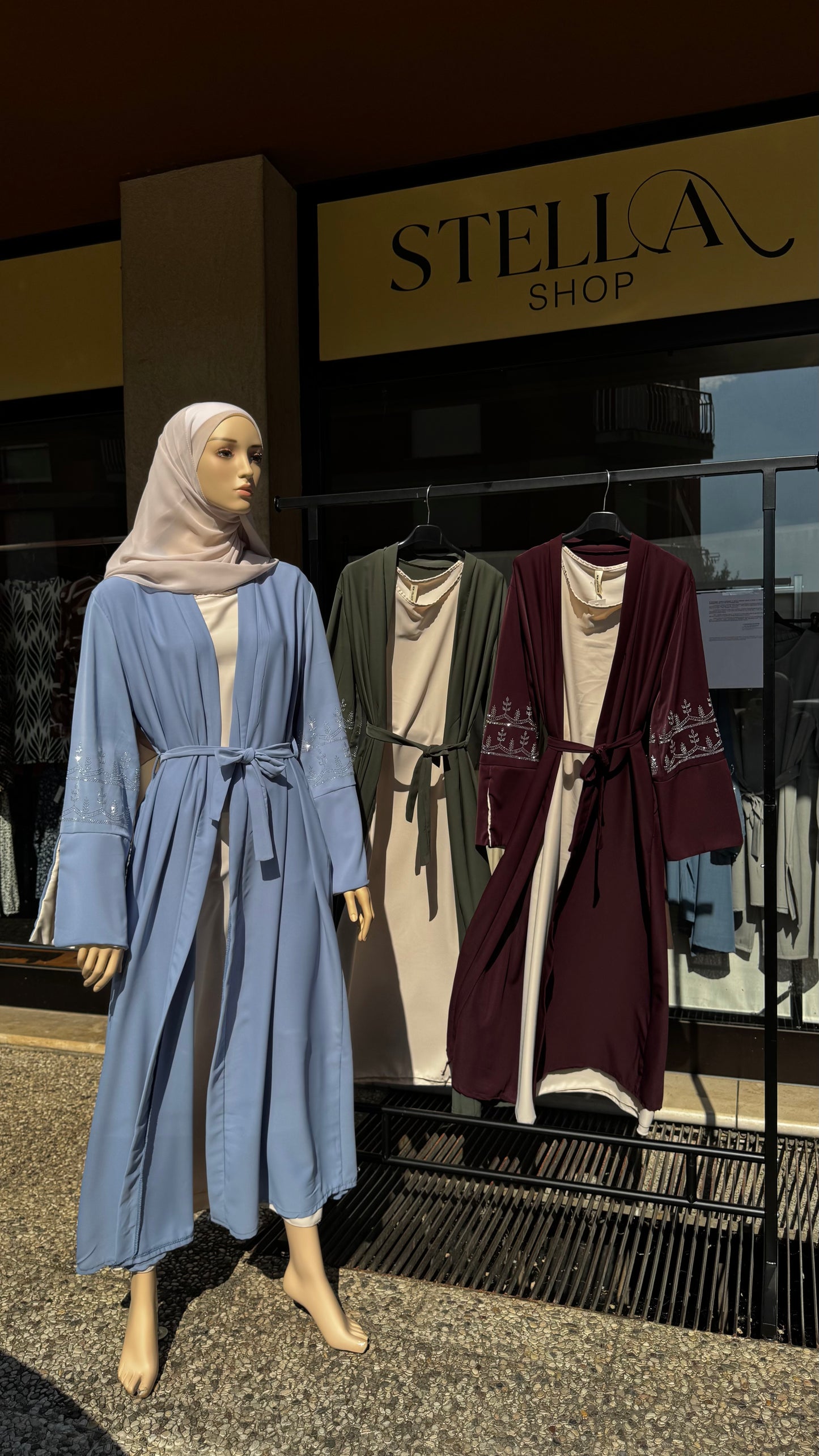Abaya Ayla