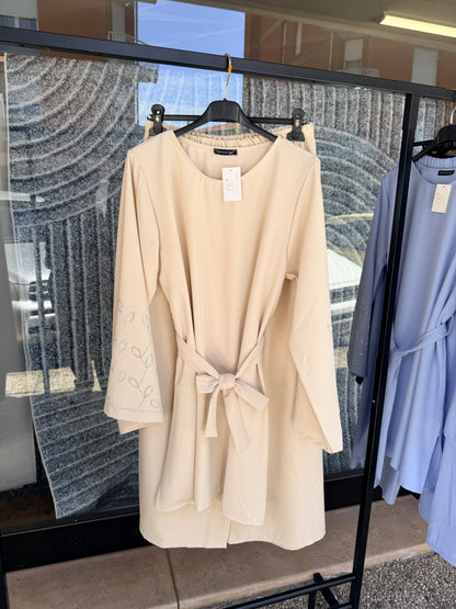 Completo Donna Elegante con Ricami Cristali – Taglia Unica