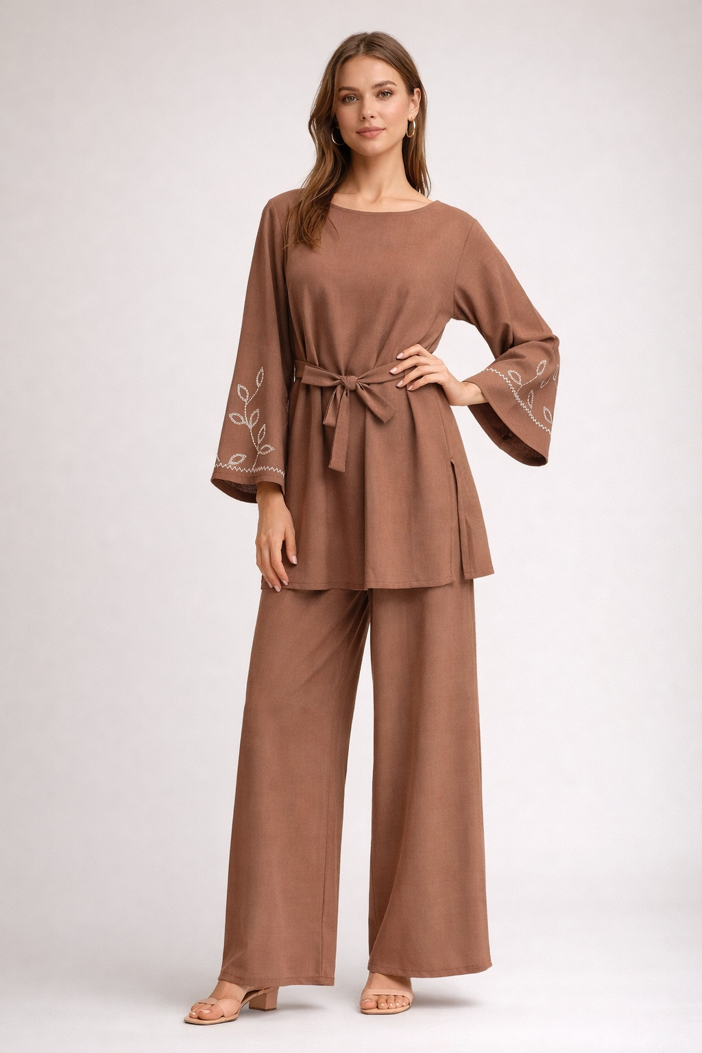 Completo Donna Elegante con Ricami Cristali – Taglia Unica