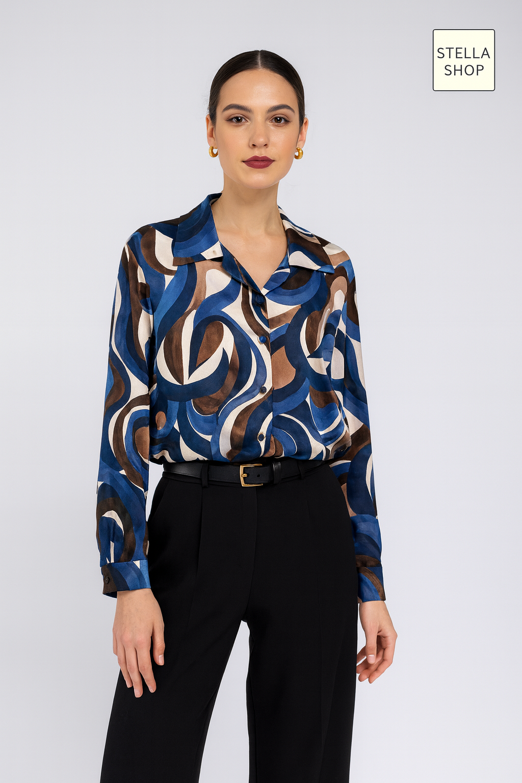 💙 Camicia Satinata Geometrica Blu & Marrone – €18,99 (Taglia Standard)