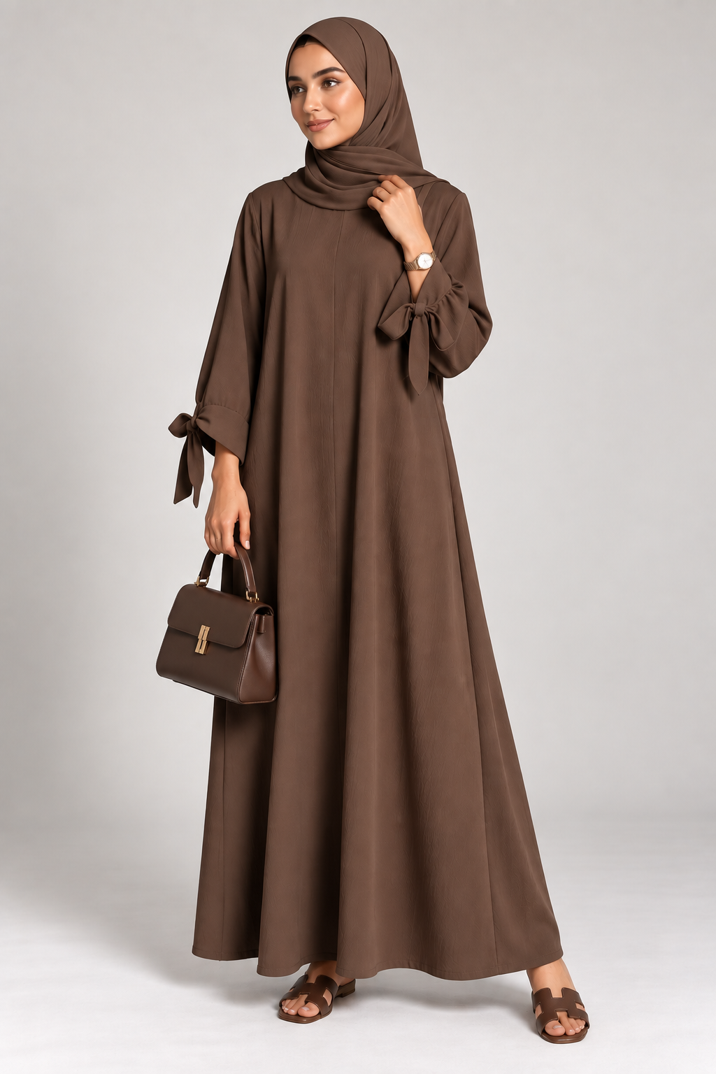 Abaya aus Medina-Seide mit Ballonärmeln und Schleife