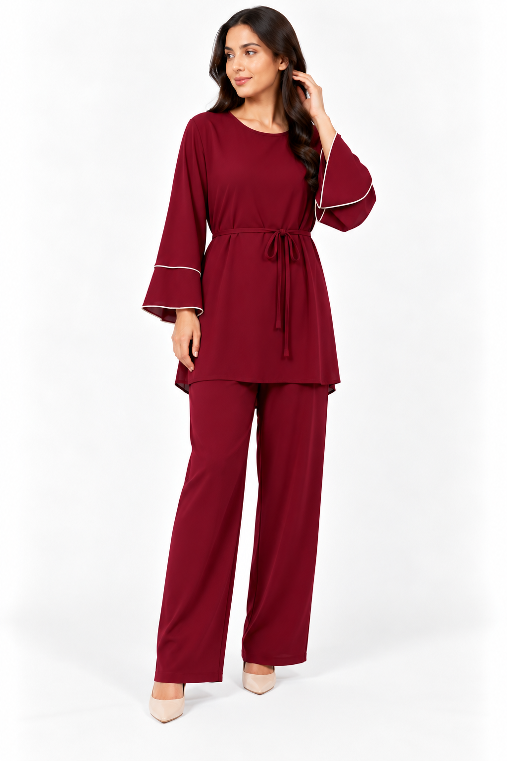 Completo VELISSA – Eleganza Raffinata e Dettagli Chic