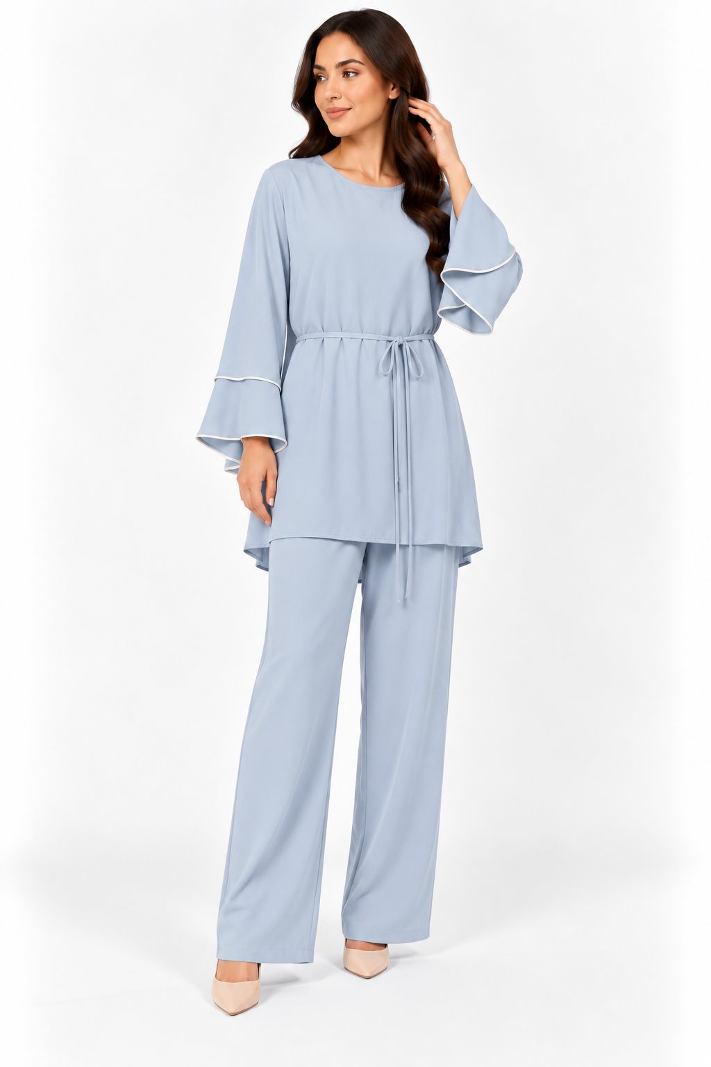 Completo VELISSA – Eleganza Raffinata e Dettagli Chic