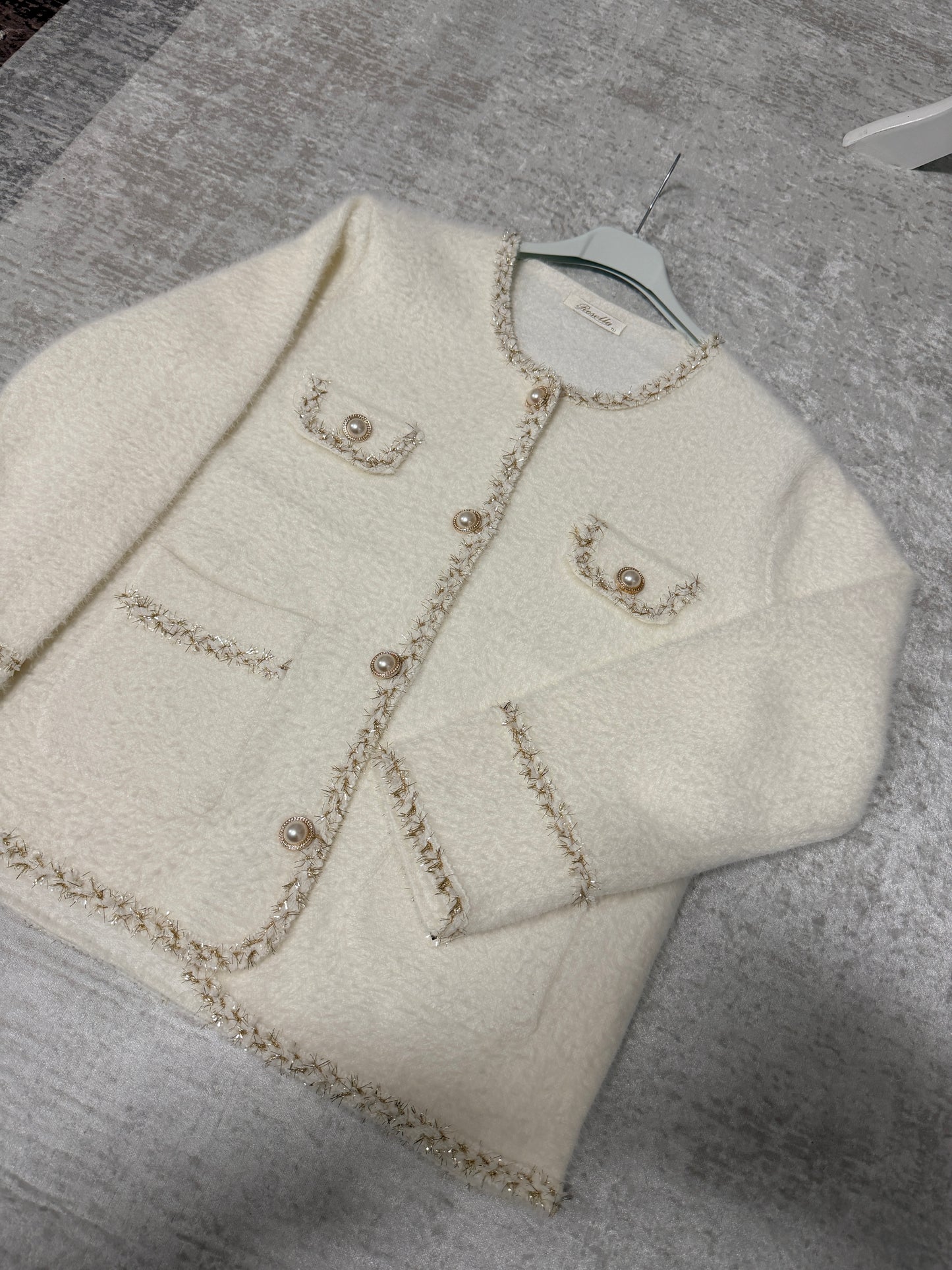 Cardigan Elegante con Bottoni Perlati – Taglia Unica