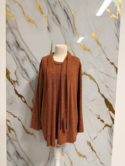 Maglietta con Sciarpa Inclusa