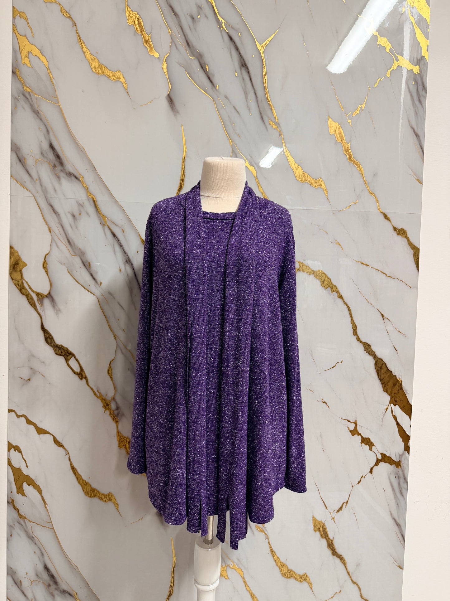 Maglietta con Sciarpa Inclusa