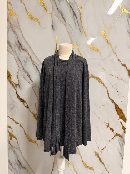 Maglietta con Sciarpa Inclusa