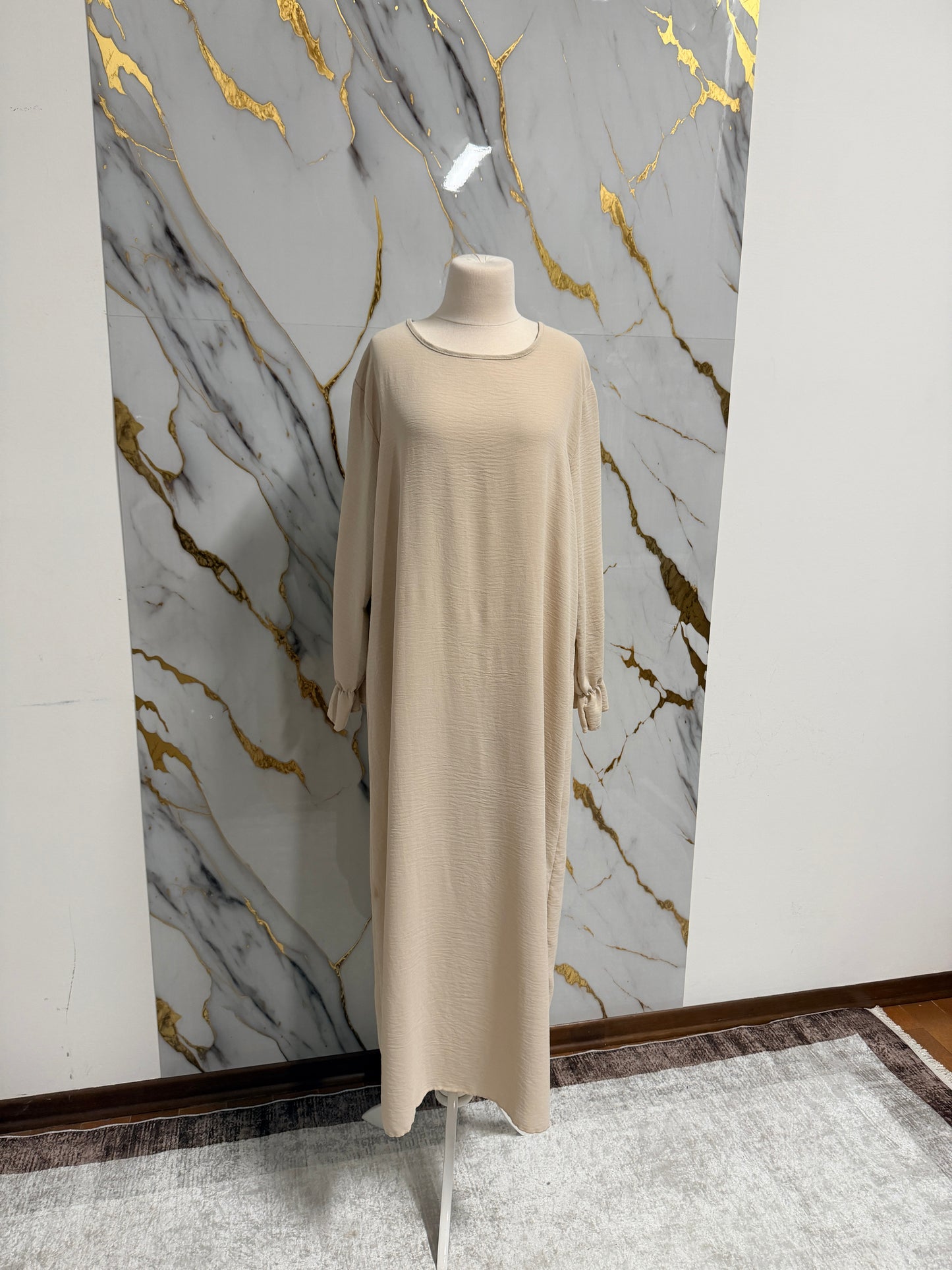 Abaya Semplice Taglia Unica – Comoda per Ogni Giorno