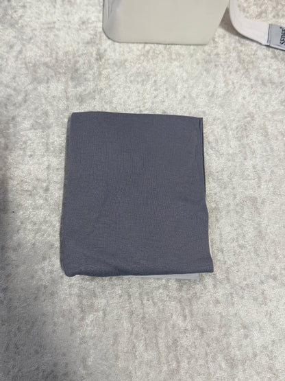 Cuffia con gomma sotto